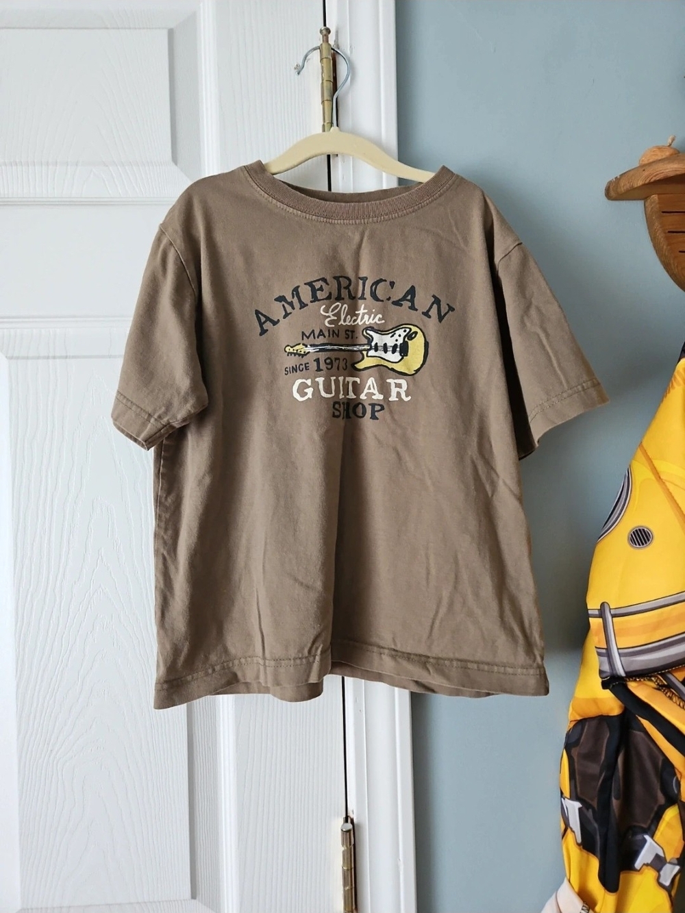 Kids' Short Sleeve Boxy Graphic Tee -khaki